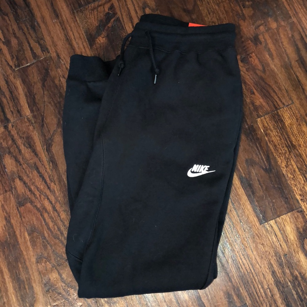 NIKE joggers